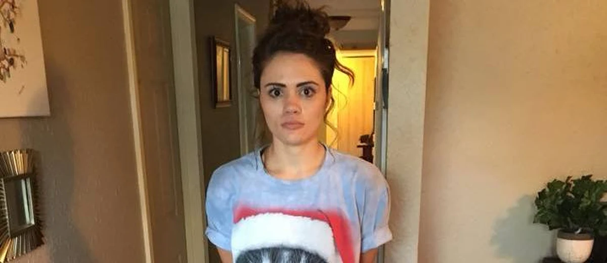 22-letnia nauczycielka w Stanach Zjednoczonych wdała się w romans ze swoim nieletnim uczniem. Zaniepokojeni rodzice zawiadomili o tym policję. Funkcjonariusze przeprowadzili prowokację i zatrzymali kobietę.