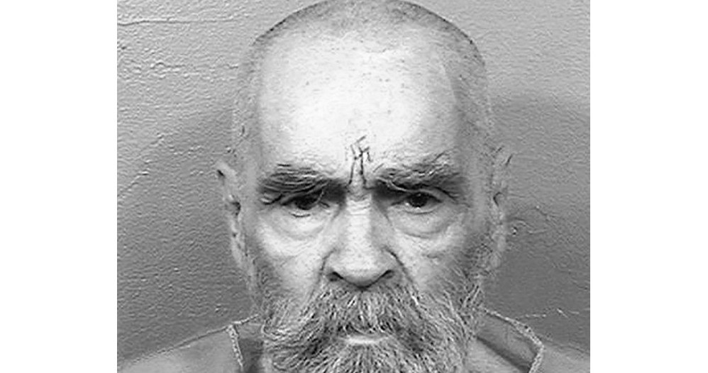 Zmarł Charles Manson, były przywódca sekty odpowiedzialnej w latach 60. XX wieku za serię zabójstw w Los Angeles. Manson odpowiadał za śmierć m.in. aktorki Sharon Tate, żony Romana Polańskiego.