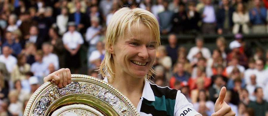 ​W wieku 49 lat zmarła w niedzielę po ciężkiej chorobie Jana Novotna. Czeska tenisistka triumfowała w 1998 roku w Wimbledonie. Rok wcześniej zajmowała najwyższe w karierze drugie miejsce w światowym ranking