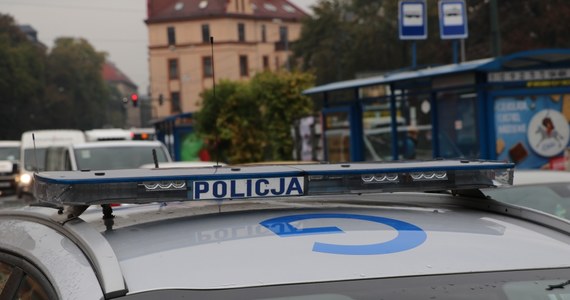 38-latka, która pod koniec października uciekała przed policją przez dwa województwa, trafi na badania psychiatryczne - dowiedział się reporter RMF FM Grzegorz Kwolek. Przeprowadzenie badań zleciła właśnie prokuratura w Sandomierzu.