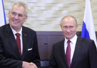 Prezydent Czech na spotkaniu w Rosji: Trzeba skończyć z sankcjami