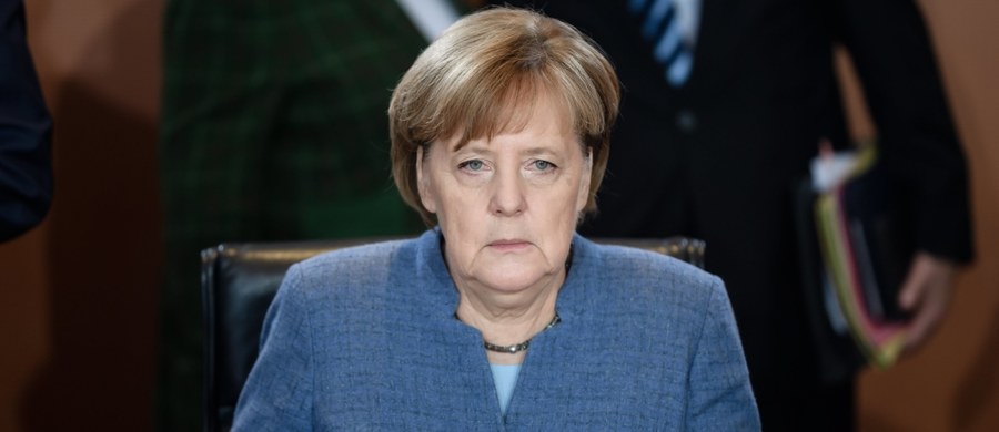 W Niemczech od kilku miesięcy trwa polityczny pat. Niekwestionowana liderka, kanclerz Angela Merkel, nie zdołała doprowadzić do utworzenia koalicji CDU z Partią Zielonych i liberałami z FDP. "Jamajka" - jak określa się potencjalny sojusz w Berlinie - była od wyborów przedmiotem trudnych negocjacji. W weekend zakończyły się fiaskiem.