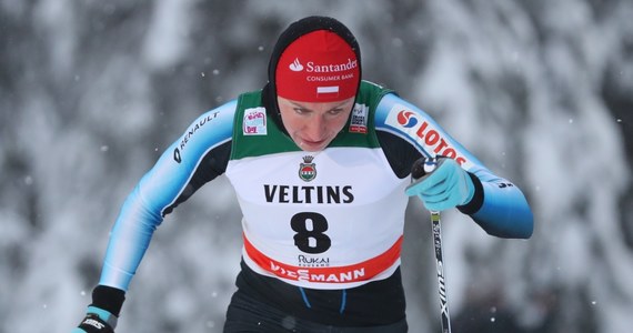 Justyna Kowalczyk odpadła w ćwierćfinale sprintu techniką klasyczną w inauguracyjnych zawodach Pucharu Świata 2017/18 w biegach narciarskich w fińskim Kuusamo. W swojej serii zajęła czwarte miejsce.