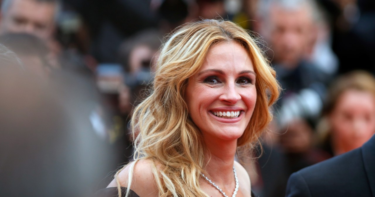 Julia Roberts nazwała kino „miłością życia, drugą po mężu” podczas Chopard Trophée Dinner przed Festiwalem Filmowym w Cannes w 2022 roku. Aktorka wkrótce będzie obchodzić 20. rocznicę ślubu z Danny'm Moderem. Podczas festiwalu podkreśliła, że kino i mąż to jej dwie największe miłości życia.