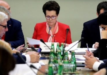 Nocne prace nad zmianami w Kodeksie wyborczym