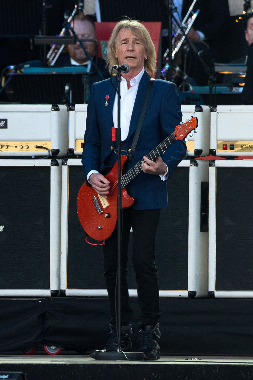 Syn Ricka Parfitta, gitarzysty grupy Status Quo, poinformował, że dokończył prace nad jego solowym debiutem. Brytyjski rockman zmarł w grudniu 2016 r.