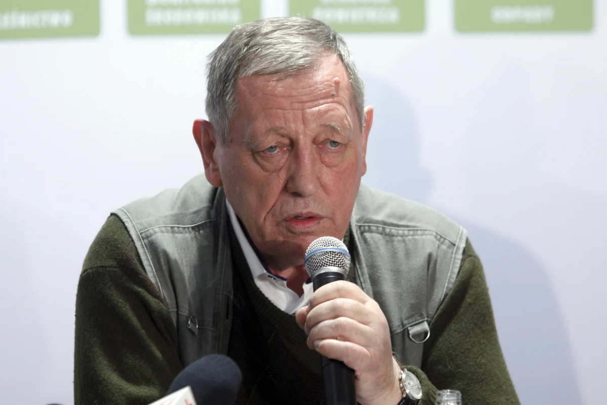 ​Minister środowiska Jan Szyszko przekazał do Komisji Europejskiej plan realizacji postanowienia Trybunału Unii Europejskiej o natychmiastowych wstrzymaniu wycinki w Puszczy Białowieskiej. Potwierdził to w rozmowie z korespondentką RMF FM w Brukseli Katarzyną Szymańską-Borginon minister do spraw europejskich Konrad Szymański.