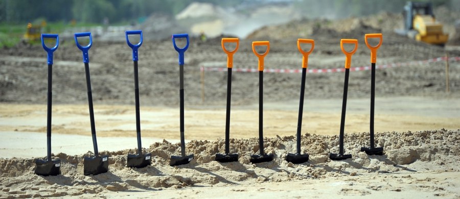 Wybuchów już nie będzie, będzie za to wielkie wiercenie. Firma budująca drogę ekspresową S6 w Zachodniopomorskiem znalazła sposób na wybudowanie trasy na wyjątkowo problematycznym gruncie koło Koszalina.