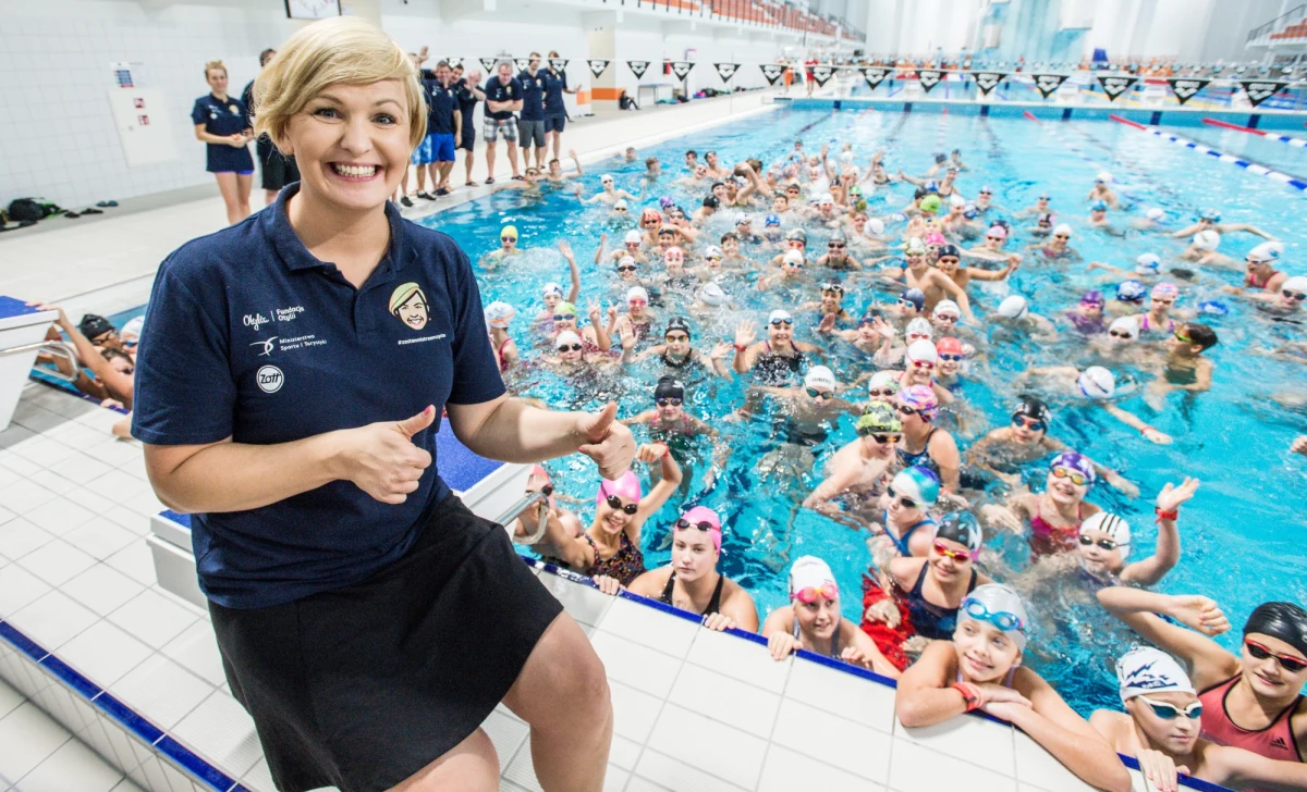 Młodzi pływacy z kilkudziesięciu polskich klubów, ale także z Ukrainy i Białorusi wezmą udział w III Mikołajkowej Olimpiadzie Pływackiej o Puchar Otyli Jędrzejczak, która odbędzie się 16 i 17 grudnia w Dębicy. Wśród gości, którzy spotkają się z małymi sportowcami, będzie m.in. medalistka Igrzysk Olimpijskich w Rio de Janeiro Oktawia Nowacka.