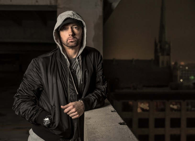 W piątek 15 grudnia do sklepów trafił nowy album Eminema - "Revival".