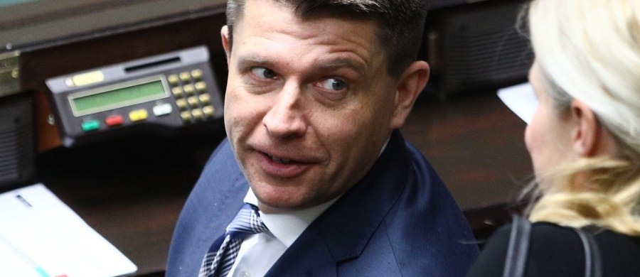 ​Były szef Nowoczesnej Ryszard Petru zapowiedział, że będzie podczas sobotniej Rady Krajowej partii kandydował do zarządu ugrupowania. Chcę dać sygnał, że zależy mi na partii - powiedział. Obecna szefowa Nowoczesnej Katarzyna Lubnauer spodziewa się, że Petru zyska poparcie Rady.