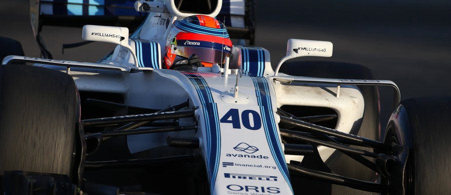 Siedem wyścigów dla Roberta Kubicy i czternaście dla Siergieja Sirotkina – to najnowszy pomysł menadżera polskiego zawodnika Nico Rosberga. Najprawdopodobniej ta propozycja sprawiła, że zespół Williamsa przesunął termin ogłoszenia decyzji z grudnia na styczeń.
