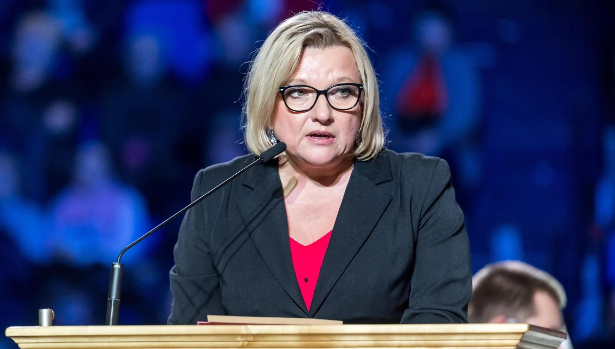 Była szefowa kancelarii premiera Beata Kempa otrzymała nowe zadanie: koordynacji pomocy humanitarnej i spraw uchodźców - poinformował we wtorek premier Mateusz Morawiecki. Zapewnił, że jej pozostanie w KPRM nie oznacza rozrostu rządowej biurokracji.