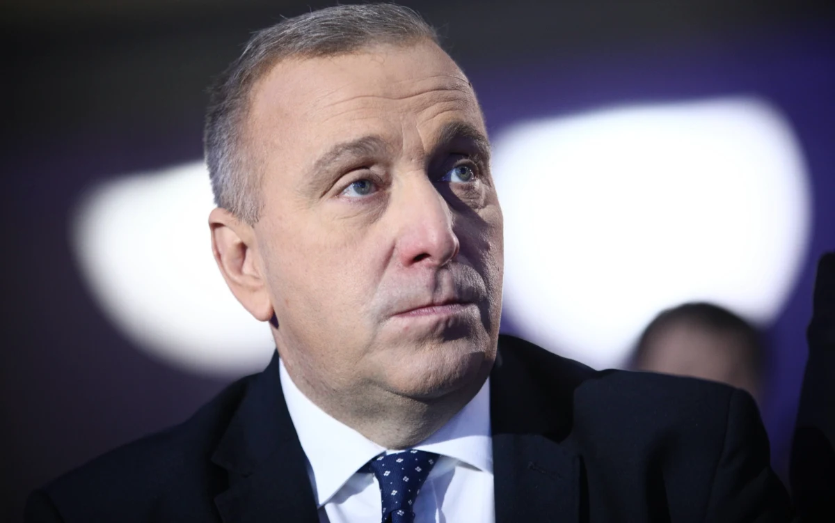 Prezydent bierze udział w zamachu na wolne sądy – stwierdził lider Platformy Obywatelskiej Grzegorz Schetyna, komentując decyzję Andrzeja Dudy o podpisaniu ustaw dot. Krajowej Rady Sądownictwa i Sądu Najwyższego. Dodał, że jest zniesmaczony takim rozstrzygnięciem. 