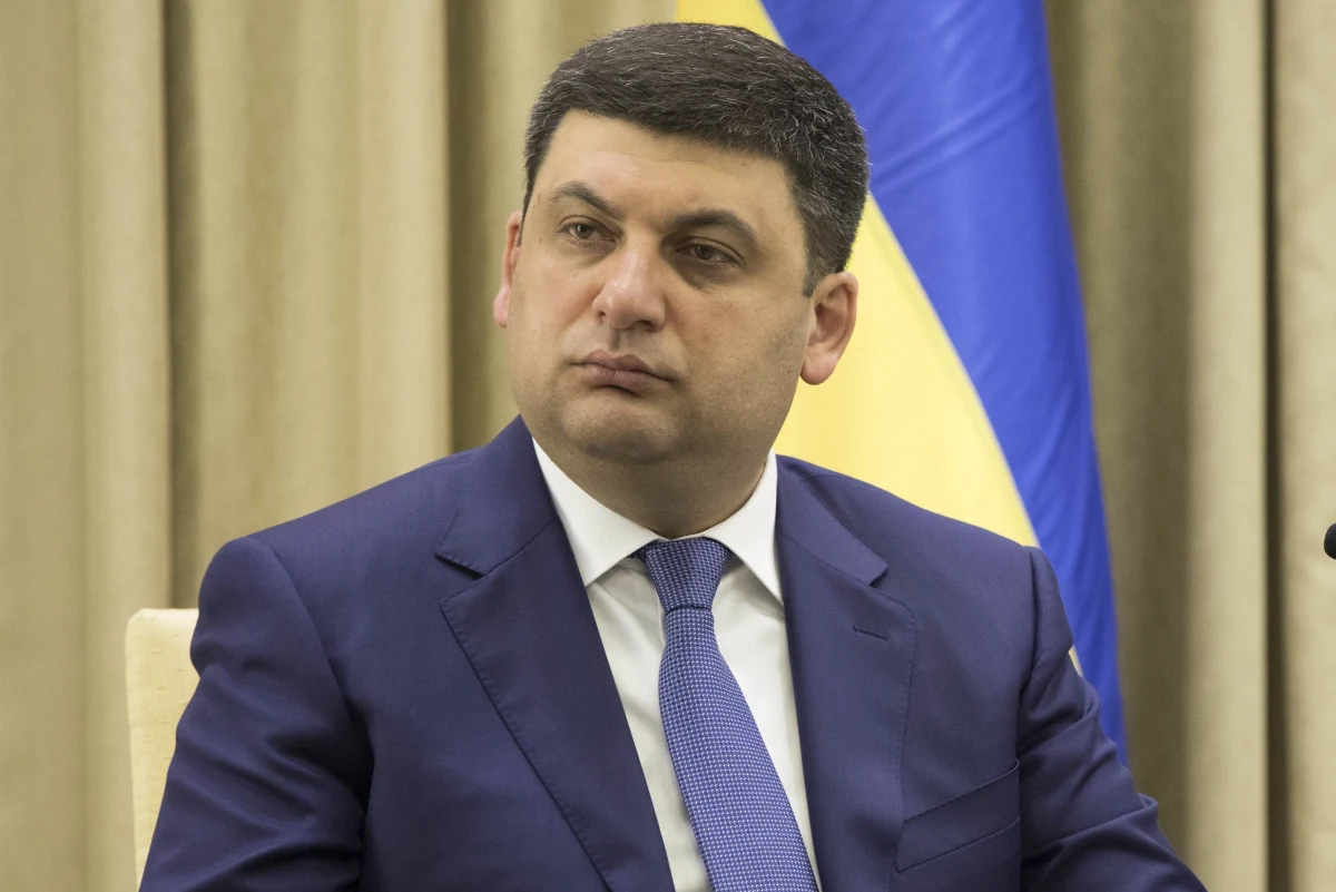 ​Służba Bezpieczeństwa Ukrainy (SBU) zatrzymała urzędnika sekretariatu premiera Wołodymyra Hrojsmana, który szpiegował na rzecz Rosji. Według mediów jest to zastępca szefa protokołu gabinetu premiera, który m.in. tłumaczył jego spotkania z zagranicznymi politykami.