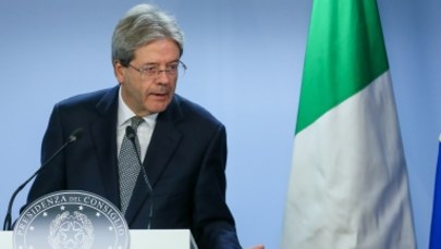 Premier Włoch: Mamy nadzwyczajne sukcesy w walce z przemytnikami imigrantów