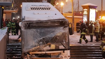 Autobus wjechał do metra w Moskwie. Znamy 3 możliwe przyczyny wypadku