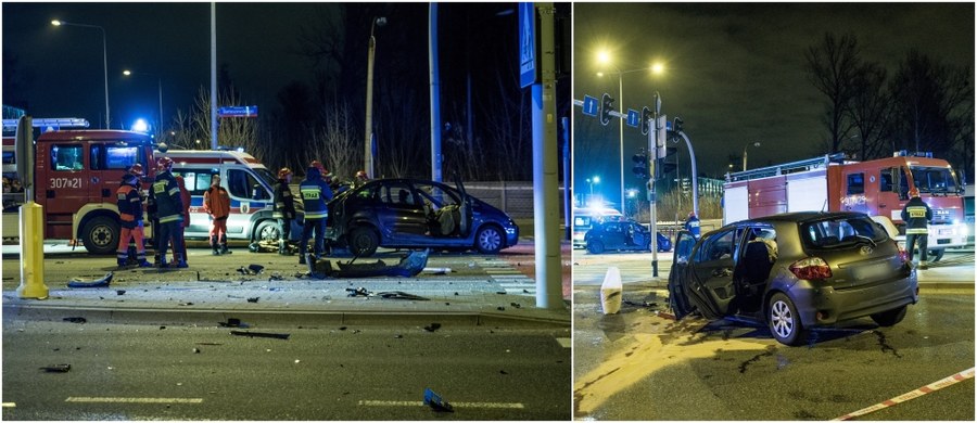 Nieustąpienie pierwszeństwa przejazdu było przyczyną tragicznego wypadku na trasie Górnej w Łodzi. Tę wersję - jak dowiedziała się reporterka RMF FM Agnieszka Wyderka - potwierdziły pierwsze analizy monitoringu. Przypomnijmy, w nocy z 25 na 26 grudnia w zderzeniu dwóch aut zginęły trzy osoby, a siedem zostało rannych.