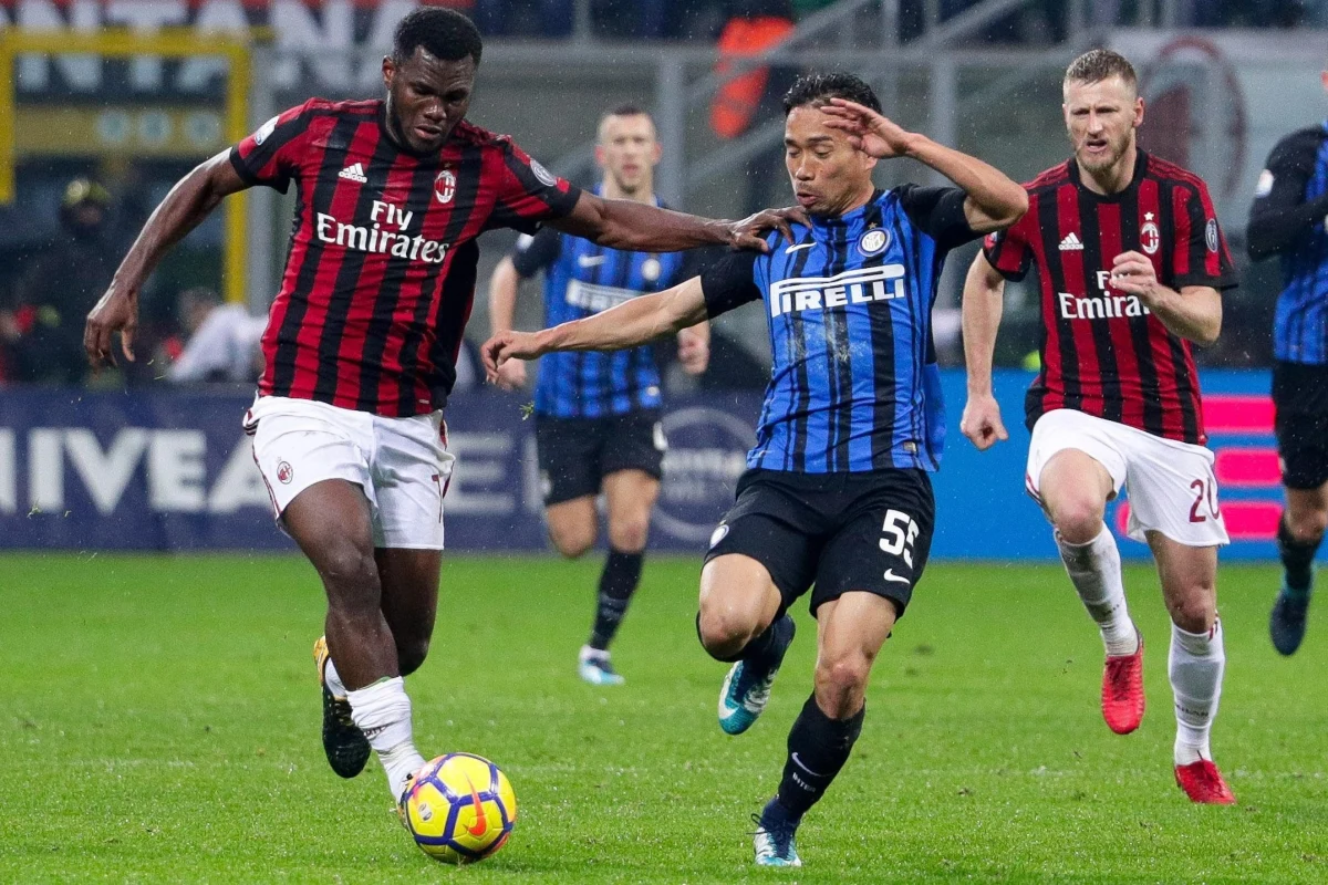 ​AC Milan awansował do półfinału piłkarskiego Pucharu Włoch. W derbowym starciu pokonał po dogrywce Inter Mediolan 1:0. Dzień wcześniej awans do kolejnej fazy zapewniło sobie Lazio Rzym. Pozostali dwaj półfinaliści zostaną wyłonieni w przyszłym tygodniu.