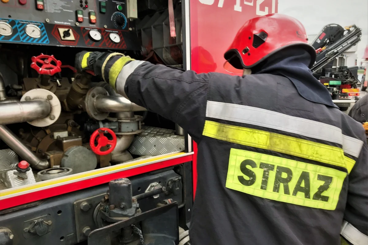 ​Podopieczni Domu Dziecka w Zabrzu nie mogą na razie wrócić do placówki - tak zdecydował powiatowy inspektor nadzoru budowlanego. Po wczorajszym pożarze potrzebny jest remont budynku. 