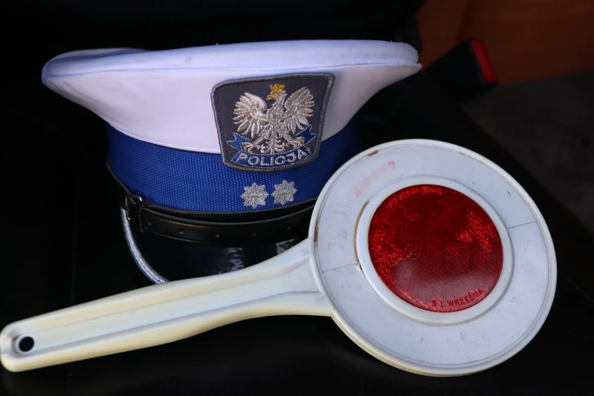 ​Wbrew założeniom Ministerstwa Spraw Wewnętrznych i Administracji, do końca roku nie uda się zlikwidować wakatów w policji - dowiedział się reporter RMF FM. Dziś prowadzony jest ostatni tegoroczny nabór kandydatów do służby. W założeniach ma objąć prawie 2200 funkcjonariuszy. 