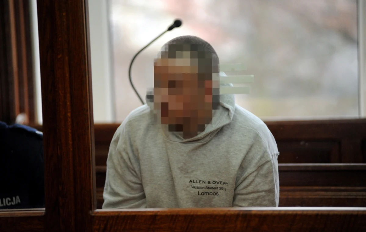 Na 15 lat więzienia skazał Sąd Okręgowy w Koszalinie Piotra R. za zabójstwo poznanej przez internet kobiety. Oskarżony przyznał się ponadto do kilku kradzieży, wobec czego sąd wymierzył mu karę łączną 18 lat pozbawienia wolności. Wyrok nie jest prawomocny.