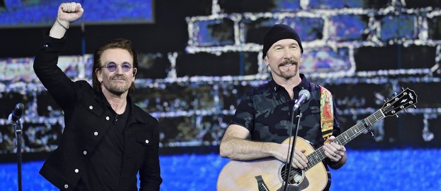 Irlandzki zespół rockowy U2 znalazł się na pierwszym miejscu w rankingu grup muzycznych i solistów, których światowe trasy koncertowe przyniosły największy dochód. Grupa, w której skład wchodzą Bono, Edge, Adam Clayton i Larry Mullen, zarobiła 316 mln dolarów.