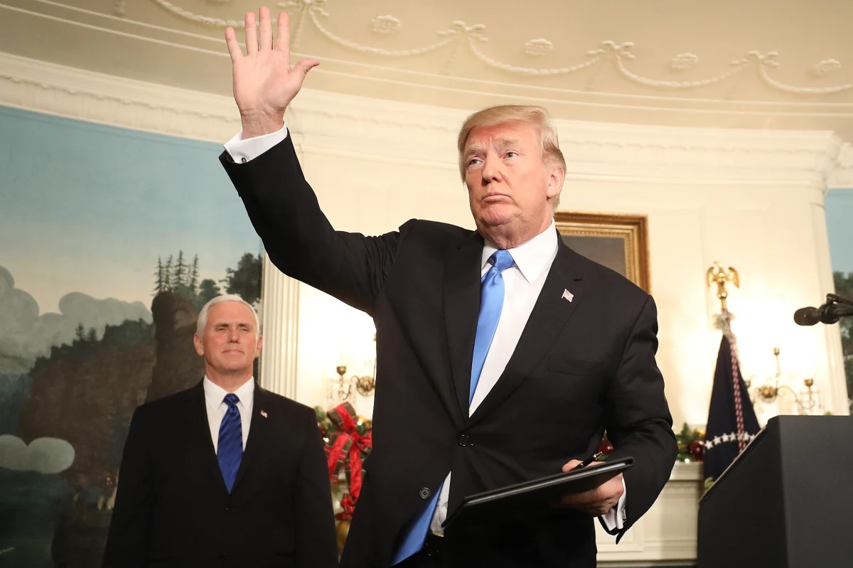 Prezydent Donald Trump ocenił w opublikowanym w piątek wywiadzie dla "New York Timesa", że na śledztwie w sprawie domniemanej rosyjskiej ingerencji w wybory w USA w 2016 roku cierpi wizerunek kraju. Dodał, że liczy, iż zostanie potraktowany sprawiedliwie.