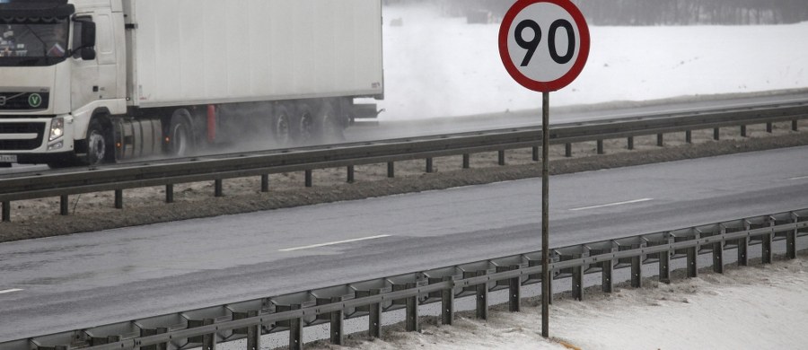 Kierowcy mogą już korzystać z liczącego 14,3 km odcinka trasy S8 Mężenin–Jeżewo. Dzięki temu cała, licząca blisko 80 km część trasy S8 w województwie podlaskim jest przejezdna.