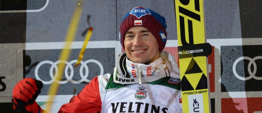 Kamil Stoch zdobył nagrodę Skok Roku - za największą, łączną długość wszystkich prób w zawodach Pucharu Świata w 2017 roku. W 48 skokach uzyskał w sumie 7004,5 m. Najdalej wylądował w Vikersund – 238,5 m, a najbliżej w Pjongczangu – 100 m.