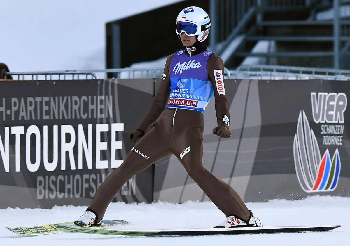Kamil Stoch wygrał drugi konkurs 66. Turnieju Czterech Skoczni w niemieckim Garmisch-Partenkirchen. To jego pierwsze zwycięstwo na tym obiekcie. Polak awansował na drugie miejsce w klasyfikacji generalnej Pucharu Świata.
