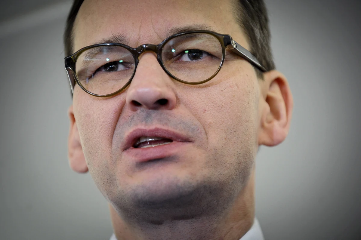 Premier Mateusz Morawiecki udaje się dziś z wizytą do Budapesztu. Ma się spotkać m. in. z szefem węgierskiego rządu Viktorem Orbanem. Chce usłyszeć od niego zapewnienia, że Węgry staną murem za Polską, gdyby Unia Europejska chciała na nas nałożyć sankcje. 