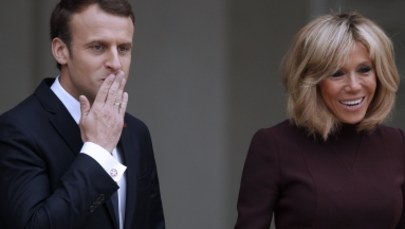 Pierwsza Dama Francji nie chce pozostawać w cieniu męża. Dosłownie!