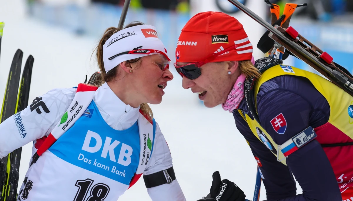 ​Weronika Nowakowska zajęła szóste miejsce w sprincie na 7,5 km biathlonowego Pucharu Świata w niemieckim Oberhofie. Po raz trzeci w tym sezonie triumfowała reprezentantka Słowacji Anastasiya Kuzmina, a druga była Finka Kaisa Makarainen.
