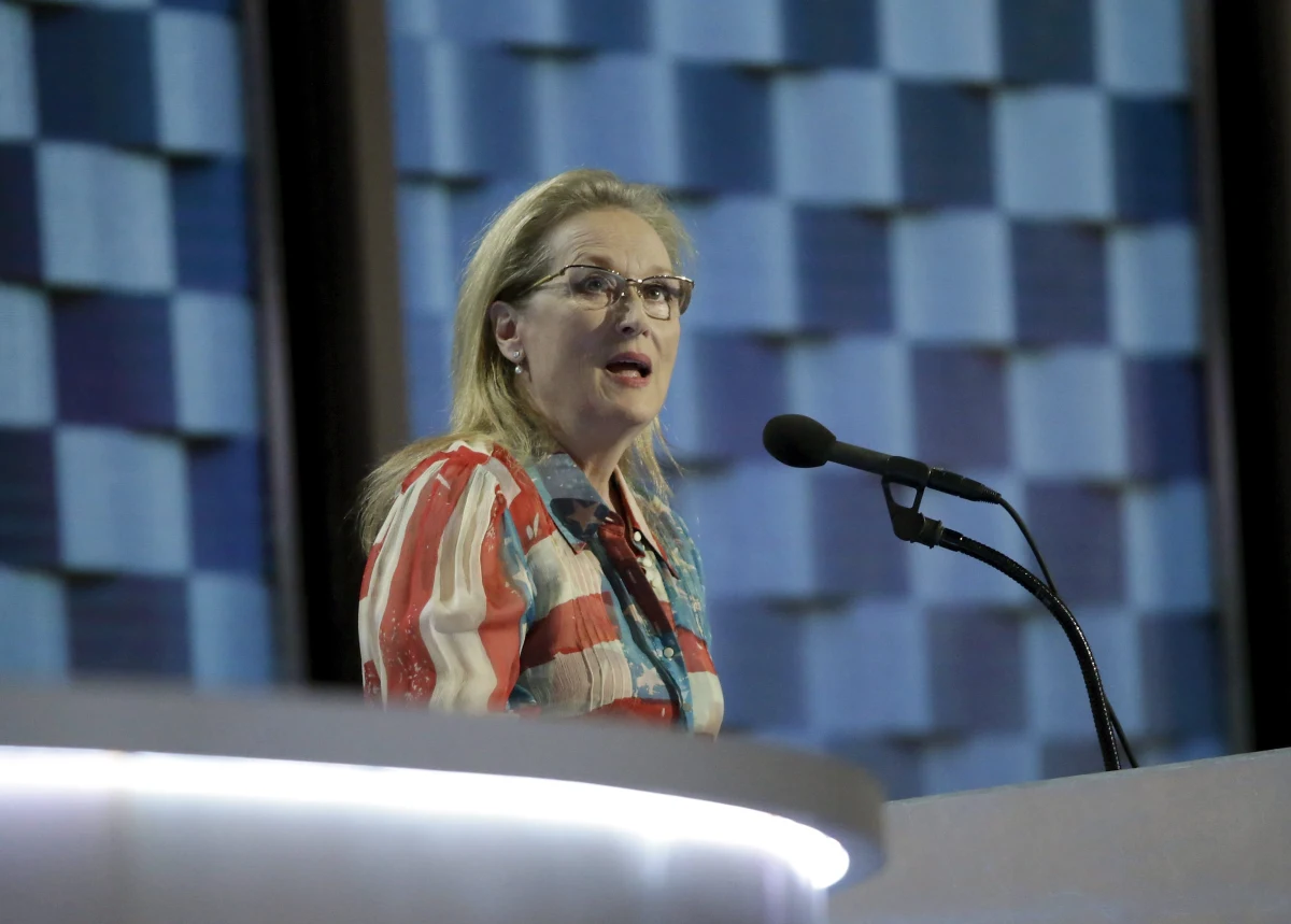 Meryl Streep już nie milczy ws. oskarżonego o molestowanie producenta filmowego Harveya Weinsteina. "Nie wiedziałam, jak bardzo był złą i obłudną osobą" - przyznała aktorka. Dopytywana przez dziennik "New York Times" o to, czy sama padła ofiarą molestowania, odparła, że "była sponiewierana".