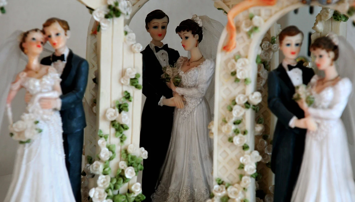 ​100 funtów za punktualność - to nagroda, jaką oferuje proboszcz parafii pod wezwaniem Świętego Krzyża w angielskim hrabstwie Kent. Mogą na nie zasłużyć młode party zawierające ślub, a konkretniej - panna młoda.