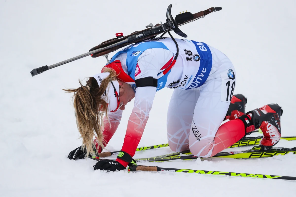 Biathlonistka Weronika Nowakowska wywalczyła 4. lokatę w biegu na dochodzenie w niemieckim Oberhofie. To najlepszy w tym sezonie wynik naszej zawodniczki w Pucharze Świata i jeden z najlepszych rezultatów w całej karierze. Pierwsze miejsce zajęła reprezentantka Słowacji Anastazja Kuzmina.
