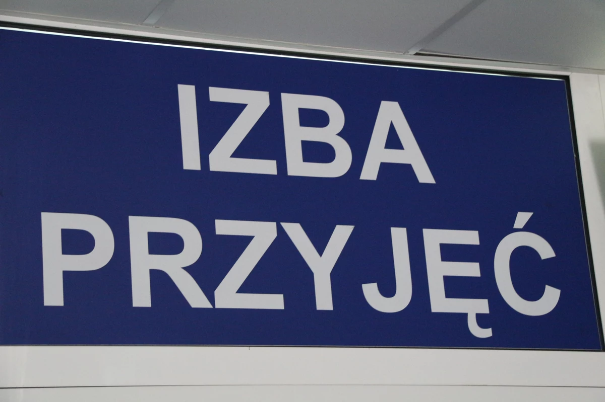 ​Od dziś szpital MSWiA w Krakowie przyjmuje tylko pacjentów z Covid-19. W placówce jest 140 łóżek, w tym siedem respiratorowych, ale brakuje co najmniej 10 lekarzy i 30 pielęgniarek. Szpital odmawia przyjęcia osób z innymi chorobami niż Covid-19, nie działają poradnie.