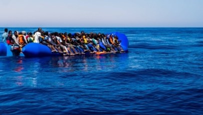 U wybrzeży Libii zatonęła łódź z migrantami. Co najmniej 25 ofiar