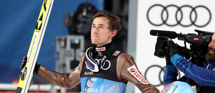 Kamil Stoch dzięki zwycięstwu w 66. edycji Turnieju Czterech Skoczni z kompletem czterech wygranych został liderem listy najlepiej zarabiających w Pucharze Świata. Po 14 z 31 zawodów na jego koncie znajduje się 82 800 franków szwajcarskich (ok. 290 tys. zł).