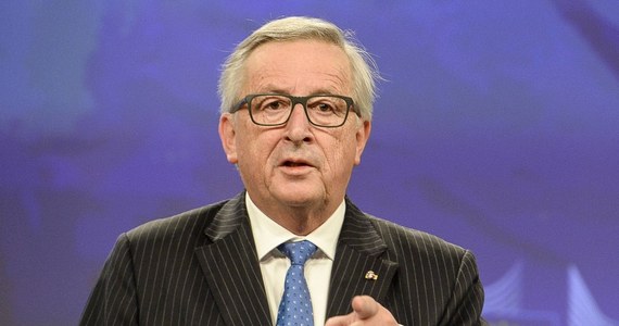 ​Nie prowadzimy wojny z Polską, jesteśmy od tego dalecy, ale chcemy, żeby nasze obawy były traktowane poważnie - oświadczył szef Komisji Europejskiej Jean-Claude Juncker pytany o oczekiwania przed wtorkowym spotkaniem z premierem Mateuszem Morawieckim.