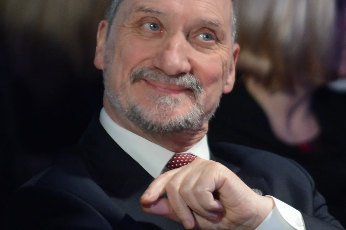Między innymi Antoni Macierewicz, Beata Mazurek i Elżbieta Witek znajdują się na liście kandydatów rozważanych w Prawie i Sprawiedliwości w kwestii obsadzenia fotela wicemarszałka Sejmu po Joachimie Brudzińskim.