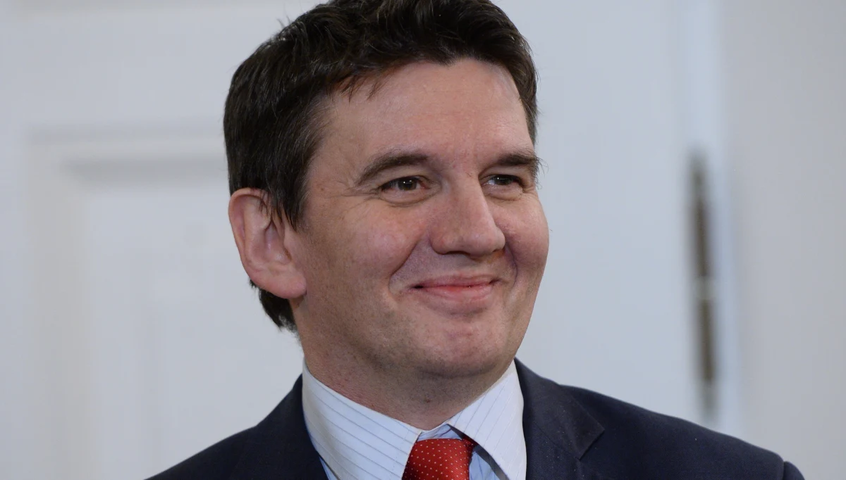 ​Szef Służby Kontrwywiadu Wojskowego Piotr Bączek podał się do dymisji - poinformowało Ministerstwo Obrony Narodowej. Według informacji portalu niezalezna.pl, Bączek ma doradzać nowemu szefowi MON Mariuszowi Błaszczakowi.