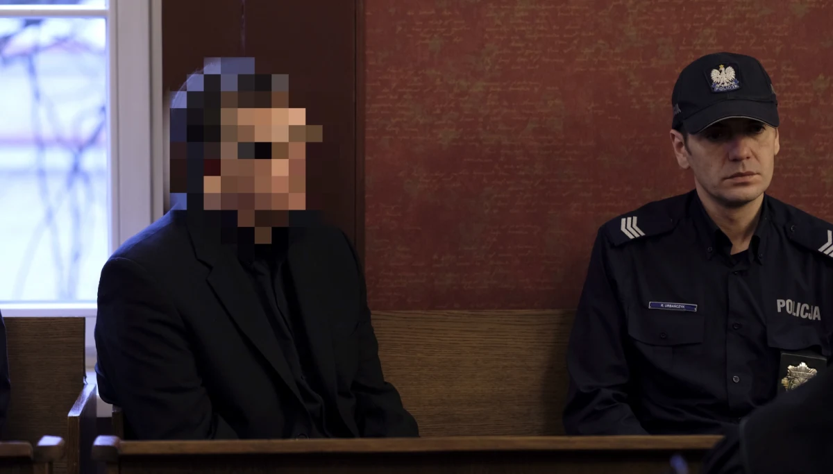 ​Sąd Apelacyjny w Katowicach utrzymał karę dożywocia dla Dariusza P., oskarżonego o podpalenie domu w Jastrzębiu-Zdroju i zabicie w ten sposób żony i czworga dzieci. Zgodnie z prawomocnym wyrokiem o warunkowe zwolnienie mężczyzny będzie mógł ubiegać się najwcześniej po 35 latach.