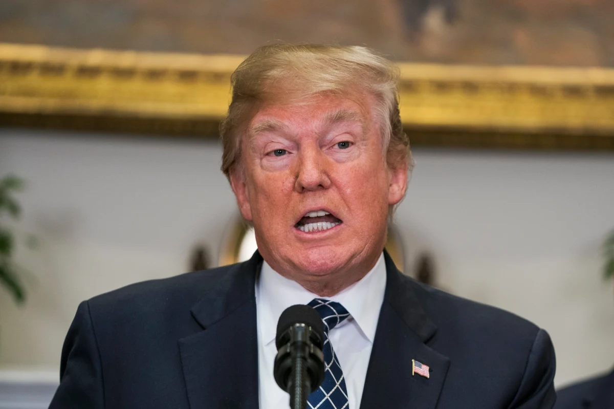 Donald Trump, po tym jak oskarżono go o użycie wulgarnego słowa opisującego niektóre kraje, podkreślił w rozmowie z dziennikarzami: jestem najmniej rasistowską osobą, z którą kiedykolwiek przeprowadzaliście wywiad. Amerykański prezydent przyjechał na kolację do jednego ze swoich klubów golfowych na Florydzie. Towarzyszył mu przywódca republikańskiej większości w Izbie Reprezentantów Kevin McCarthy.