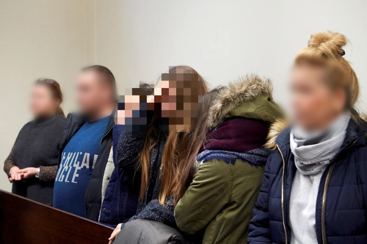 Do młodzieżowego ośrodka wychowawczego trafią gimnazjalistki, które wiosną ubiegłego roku w pobliżu gimnazjum nr 3 na gdańskim Chełmie pobiły koleżankę. Dziewczyny znęcały się i groziły również kilku innym nastolatkom.
