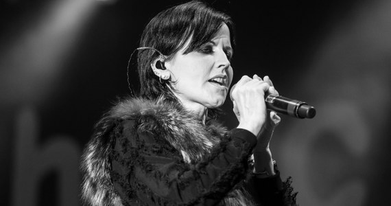 Nie żyje Dolores O'Riordan - wokalistka zespołu "The Cranberries". Jak podaje BBC, artystka zmarła w Londynie, dokąd przyjechała na krótką sesję nagraniową. Miała 46 lat. 