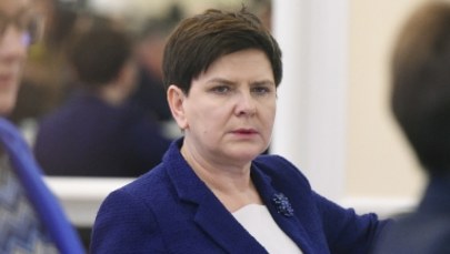 Elżbieta Rafalska zaprzecza Beacie Szydło: Nie ma planów rozszerzenia programu 500+