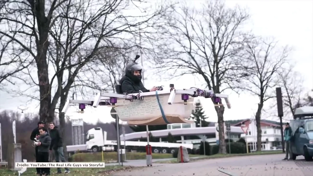 Johannes i Phillip Mickenbecker to niemieccy bracia, którzy regularnie chwalą się w internecie różnymi wynalazkami domowej roboty. Tym razem postanowili zbudować pełnowymiarowego załogowego drona. W tym celu wykorzystali... wannę. Jeden z braci udał się skonstruowanym przez siebie pojazdem na zakupy. Mickenbeckerowie uzyskali wymagane zezwolenia na poruszanie się swoim wynalazkiem, nie mogą wznosić się swym dronem wyżej niż na 30 metrów.