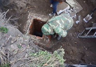Odkrycie w ogrodach Zamku Królewskiego w Warszawie. Tunel odprowadzający nieczystości? 